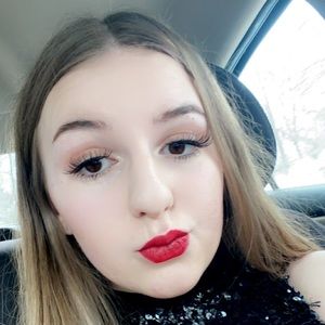 Meet your Posher, Kaleigh